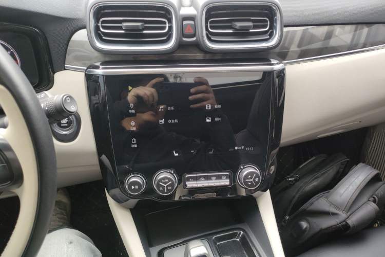 Used Lynk & Co 02 2019 High-Energy Edition 2.0T Automatic Two-Wheel Drive Zhaoban Model China VI Standard
