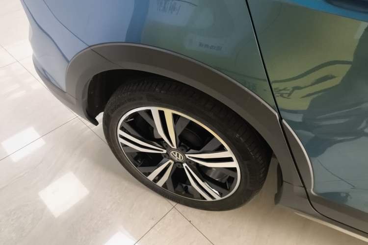 Used Volkswagen Touran 2018 Volkswagen Touran L 280TSI DSG Boundary Edition 7 Seats China VI Standard
