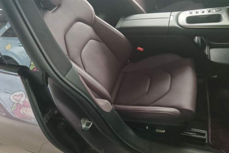 Used  SU7 2024 Four-Wheel Drive Ultra-Long Range Advanced Intelligent Driving Max Edition