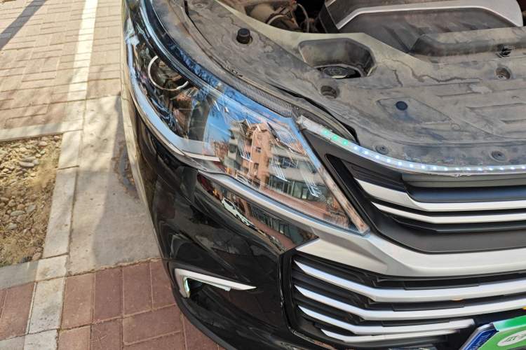 Used SAIC MAXUS G50 2022 1.5T Manual Touring A
