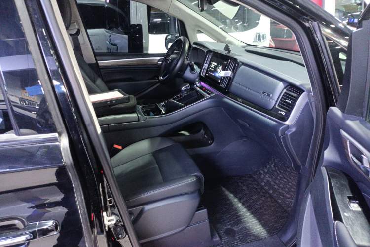 Used GAC Trumpchi M8 2023 Lingxiu Series 390T Prestige Edition