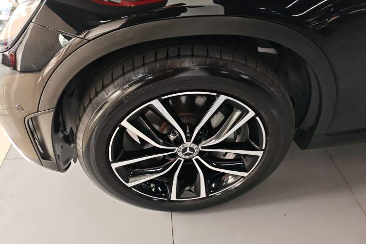 Used Mercedes-Benz GLC 2022 Second Facelift GLC 260 L 4MATIC Luxury Edition
