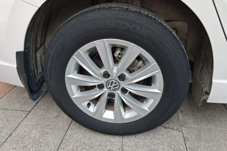 Used Volkswagen Lavida 2019 1.5L Automatic Fashion Edition China VI
