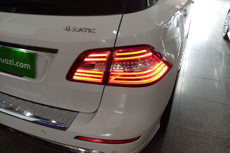 Used Mercedes-Benz M-Class 2014 ML 320 4MATIC
