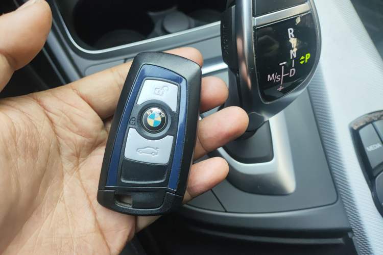 Used BMW 3 Series 2018 320i M Sport Package
