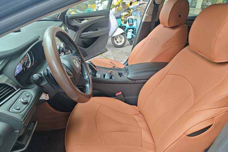 Used Buick LaCrosse 2019 28T Luxury Version
