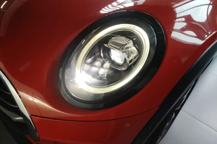 Used  MINI 2018 1.5T COOPER Classic Edition
