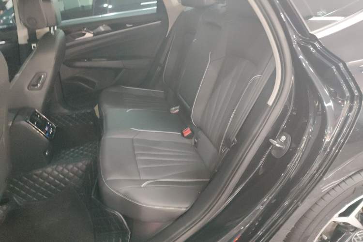 Used Volkswagen Passat 2024 330TSI Starry Elite Edition
