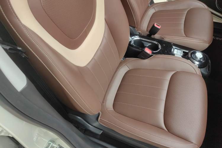 Used Wuling Bingo 2023 333 km Lingxi Connected+ Version
