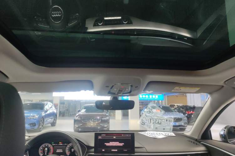 Used Audi A4L 2022 40 TFSI Luxury Dynamic Model