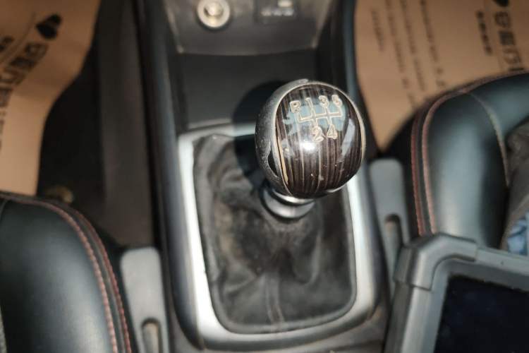 Used Hyundai Celesta 2015 1.6L Manual Comfort Model