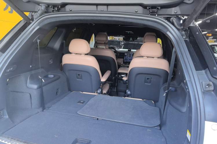 Used Nio ES8 2020 415 km Range 6-Seater Version