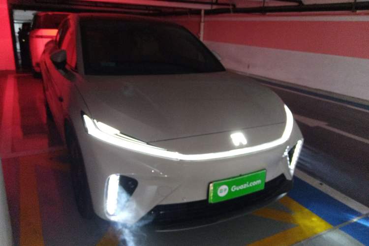 Used  R7 2024 Advanced Edition
