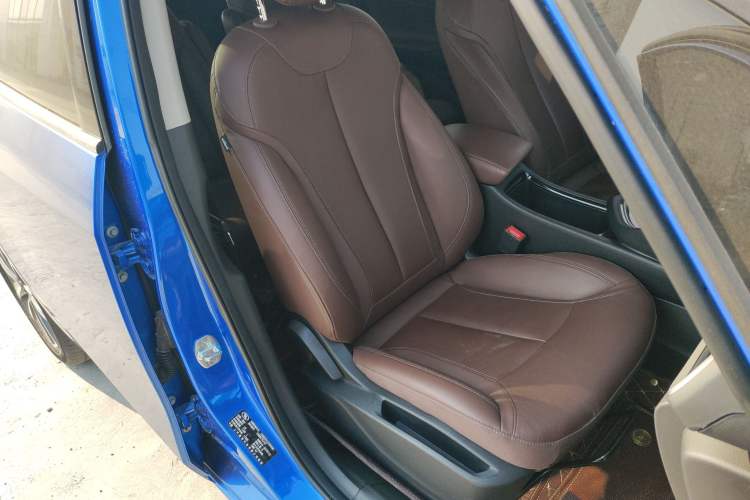 Used Buick GL6 2018 18T 6-Seater Prestige Model
