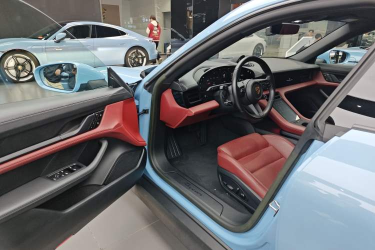 Used Porsche Taycan 2022-Year Updated Taycan
