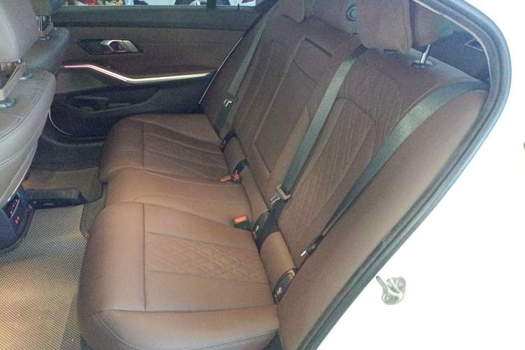 Used BMW i3 2022 eDrive 35 L
