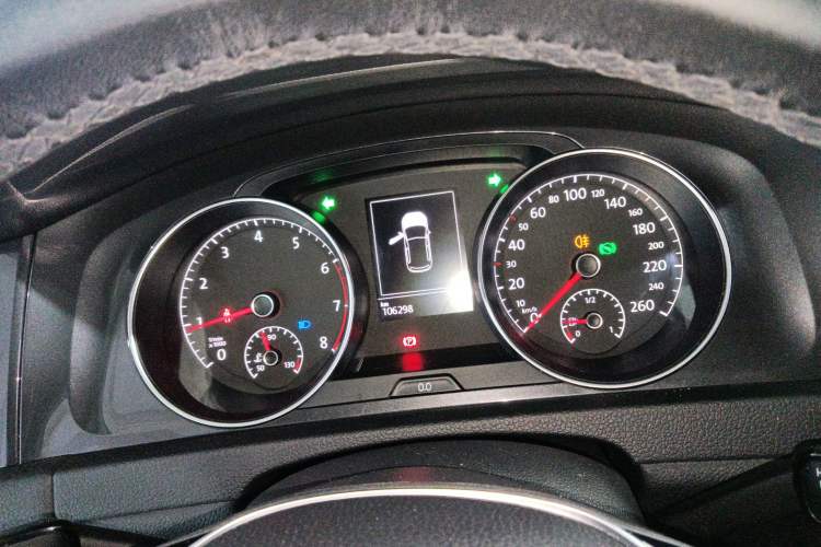 Used Volkswagen Golf 2018 230TSI Automatic Comfort Model
