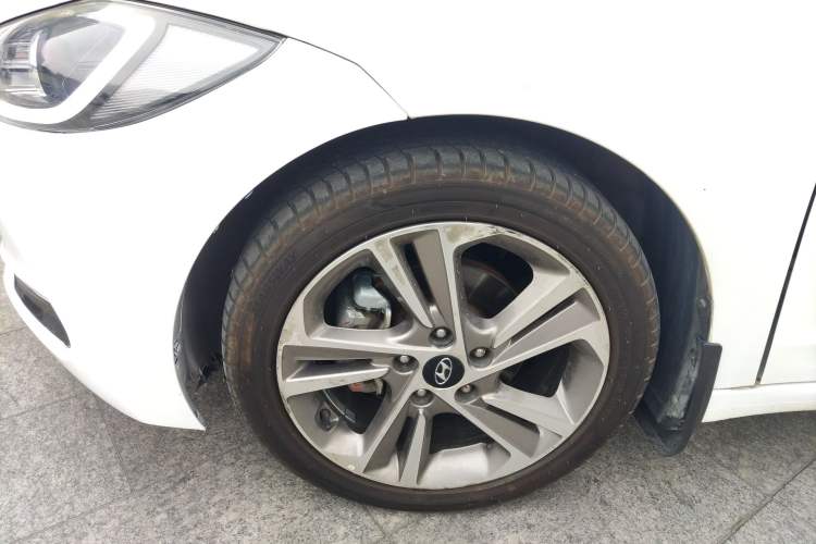 Used Hyundai Elantra 2016 1.6L Automatic ZhiXuan – Elite Version
