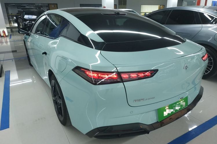 Used  GT 2023 560 Rear-Drive Seven-Wing Edition
