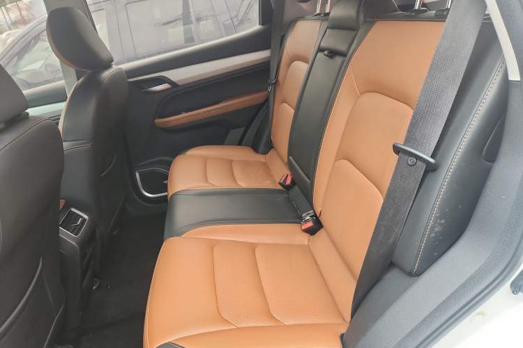 Used Geely Auto Vision X6 2020 1.4T CVT Luxury Edition
