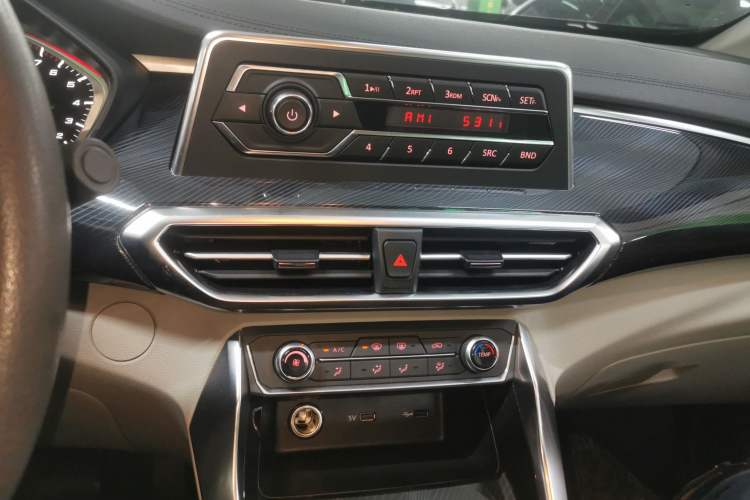 Used SAIC MAXUS G50 2022 1.5T Automatic Comfort Touring A
