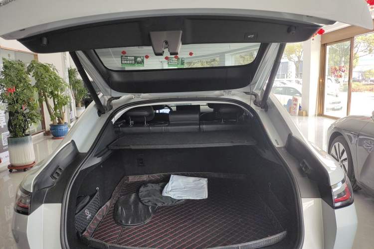 Used Baojun Enjoy 2025 All-Electric 600km Luxury Edition
