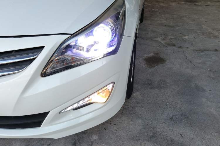 Used Hyundai Verna 2014 1.4L Manual Smart GLS Trim