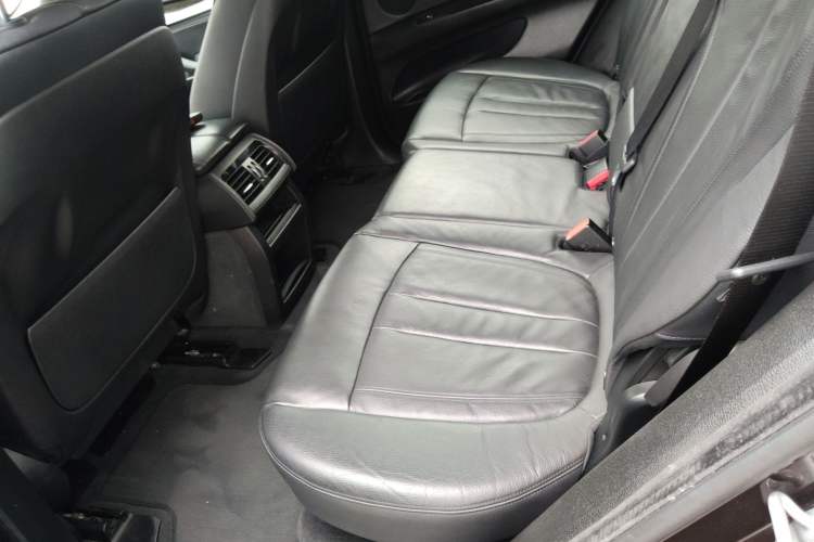 Used BMW X5 2014 xDrive35i Luxury Model
