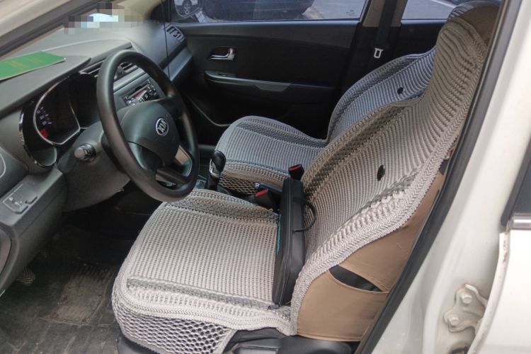 Used Kia K2 2012 Sedan 1.4L MT GLS Commemorative Edition
