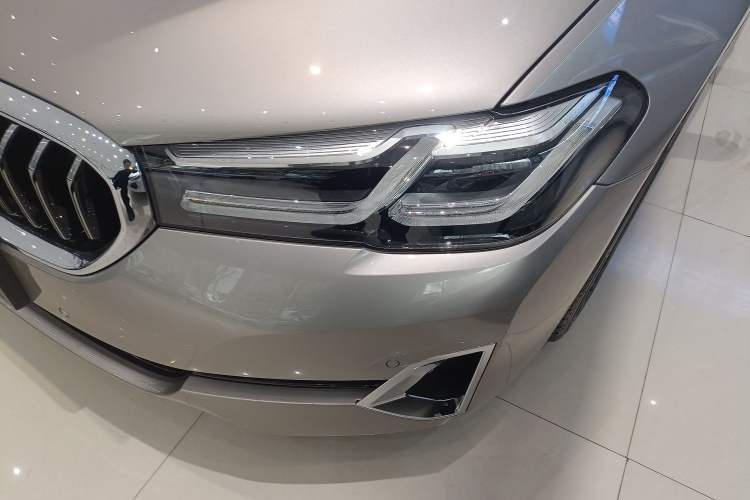 Used BMW 5 Series 2021 525Li Luxury Package