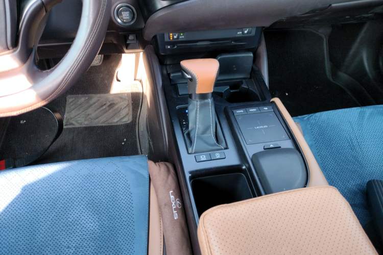 Used Lexus ES 2020 200 Excellence Edition
