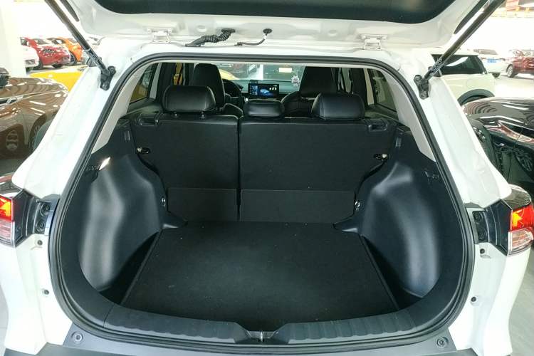 Used Toyota FRONTLANDER 2023 2.0L CVT Leading Edition
