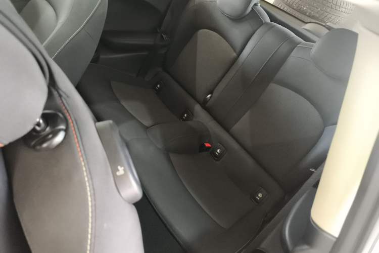 Used  MINI 2016 1.2T ONE Pioneer Edition
