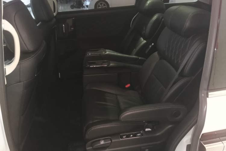 Used Honda Elysion 2019 2.0L Hybrid Luxury Edition