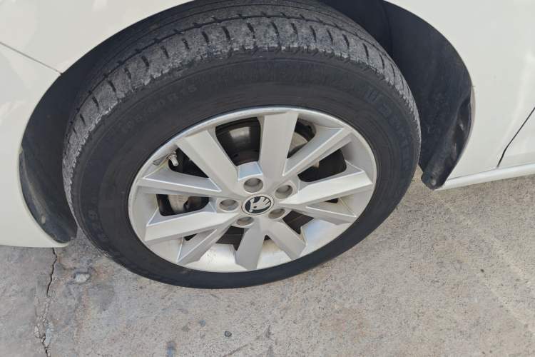 Used Skoda Rapid 2016 1.6L Automatic Chuanxing Edition
