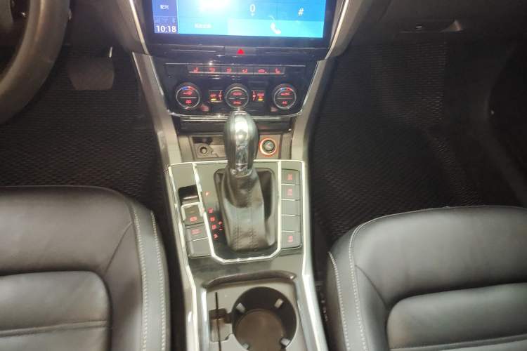 Used Volkswagen Passat 2016 330TSI DSG Luxury Edition
