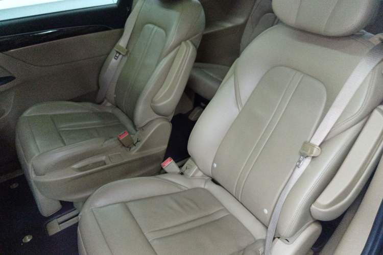 Used Buick GL8 2017 ES 28T Luxury Model China V Standard
