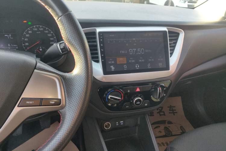 Used Hyundai Verna 2016 1.4L Manual Cool Edition GLS
