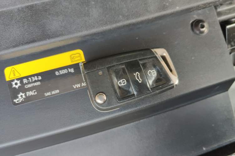 Used Volkswagen Tiguan L 2021 330TSI Automatic Two-Wheel Drive Smart Edition