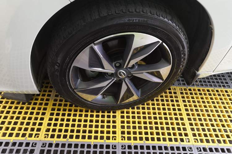 Used GAC Trumpchi M6 2021 PRO 270T Automatic Luxury Edition
