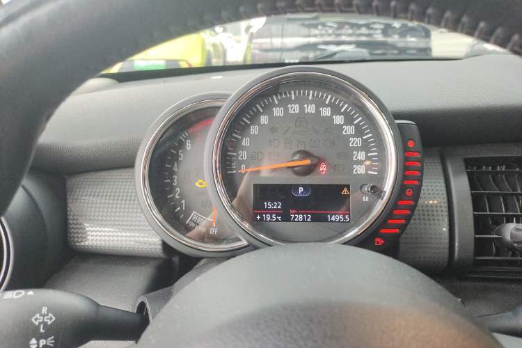 Used  MINI 2016 1.5T COOPER Five-Door Edition
