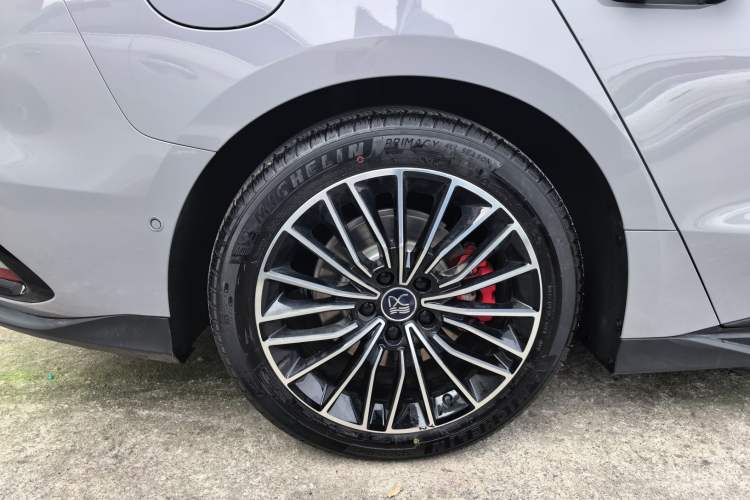 Used BYD Han 2025 EV Intelligent Driving Edition 701KM LiDAR Flagship Model