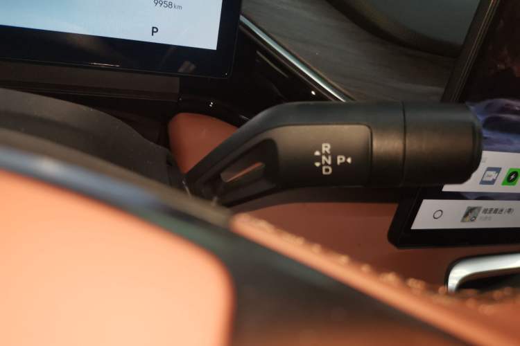 Used  L6 2025 EM-i 140km Starship Edition