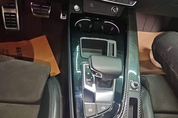 Used Audi A4L 2023 45 TFSI quattro Prestige Dynamic Edition
