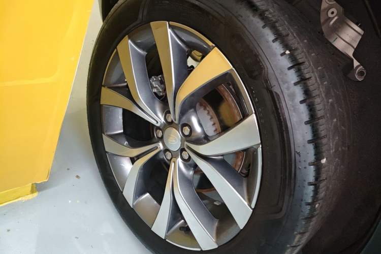 Used Land Rover Discovery Sport 2024 Performance Tech Edition
