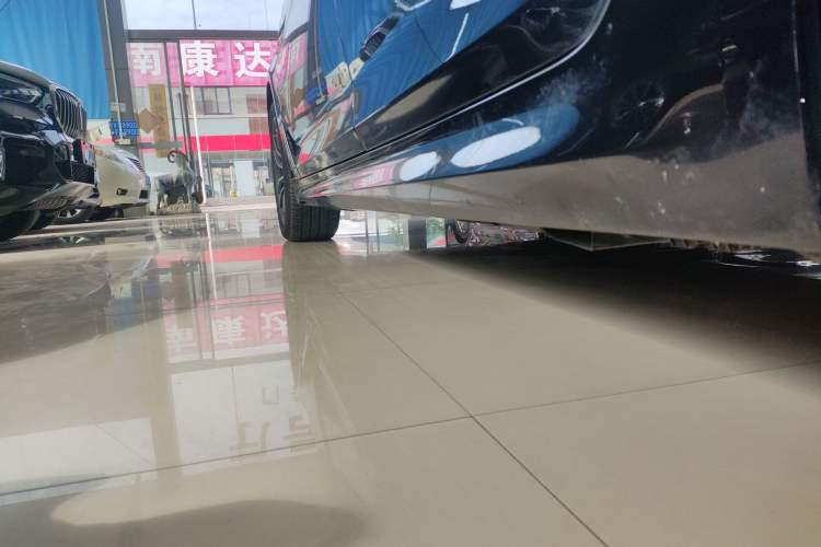 Used BMW 5 Series 2021 Facelifted 525Li M Sport Package
