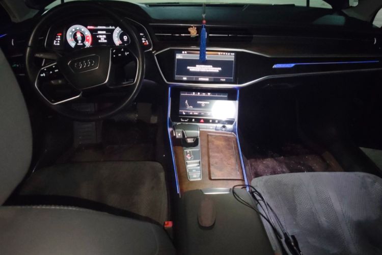 Used Audi A6 2021 allroad quattro Explorer 55 TFSI Prestige Off-Road Model
