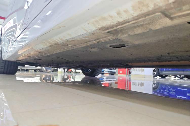 Used Kia K5 2017 2.0L Automatic 15th Anniversary Special Edition LUX
