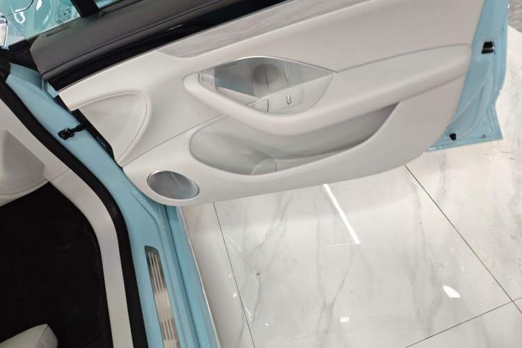 Used Hima Luxeed S7 2025 705 km Pro
