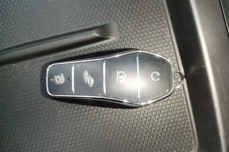 Used BYD Qin PLUS 2025 DM-i Smart Drive 55KM Beyond Model
